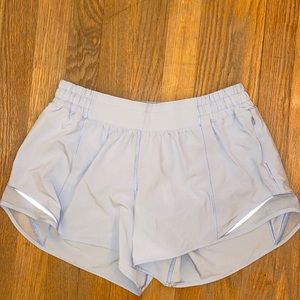 Lululemon Hotty Hot 4” Tall Short